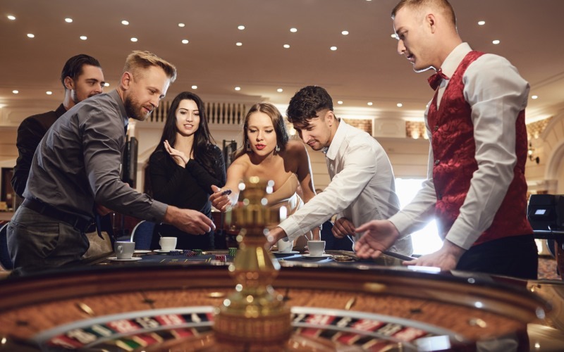 Kart Oyunları Nelerdir, İskambil Kart Oyunları, Evde Kağıt Oyunları